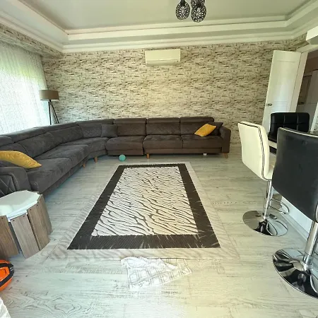 Odyssey Let 1 بيت للعطل بيليك